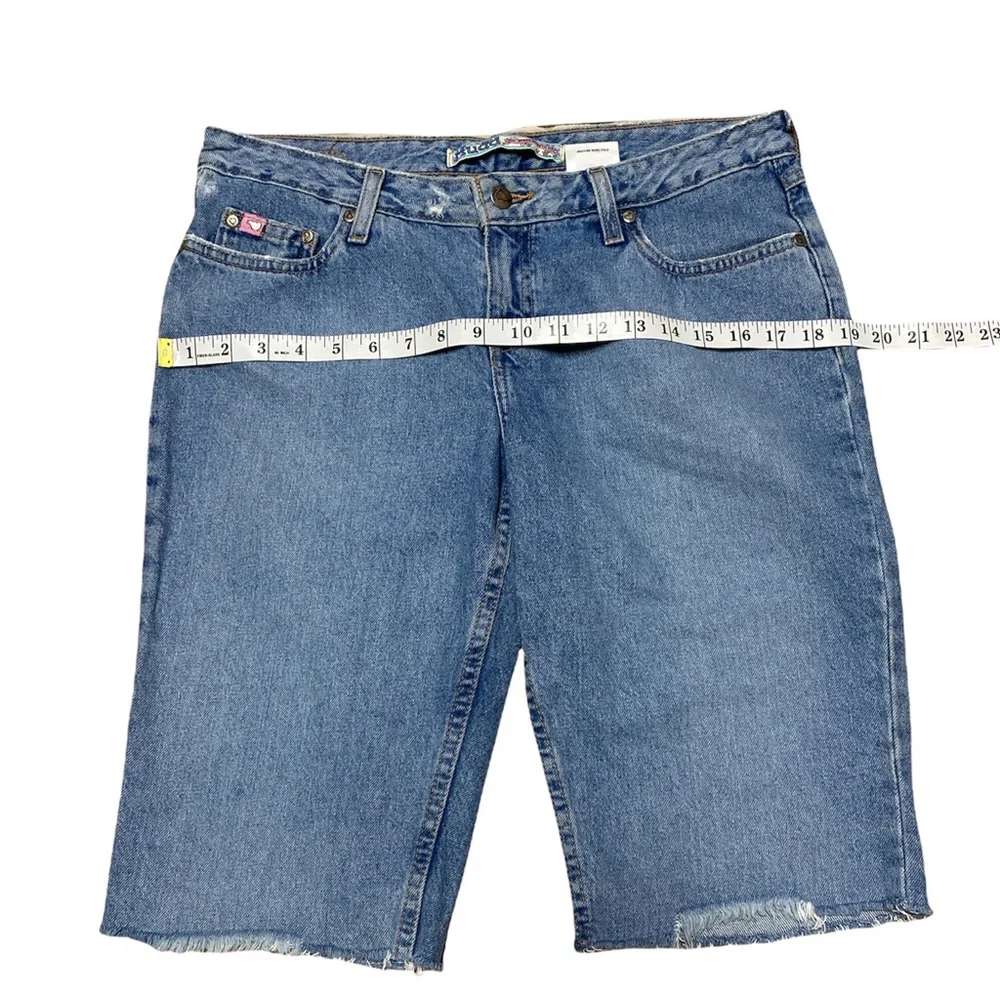 Mudd Bermuda Jean Shorts Women’s 11 Blue Denim Casual Cut Offs Raw Hem Jorts